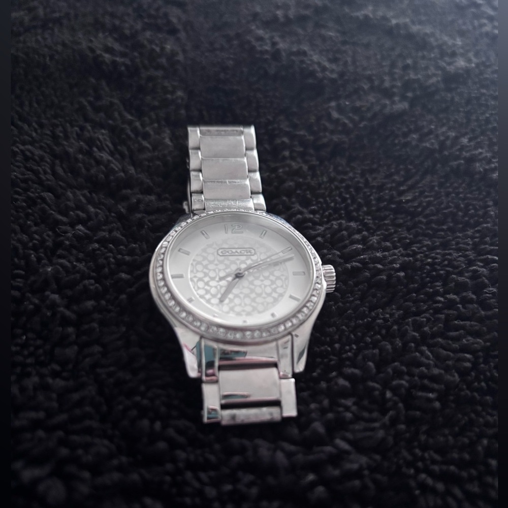 COACH "Maddy" wrist watch, model #14501937, stainless steel case & bracelet EUC - Picture 4 of 8